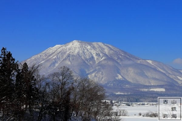 冬の黒姫山